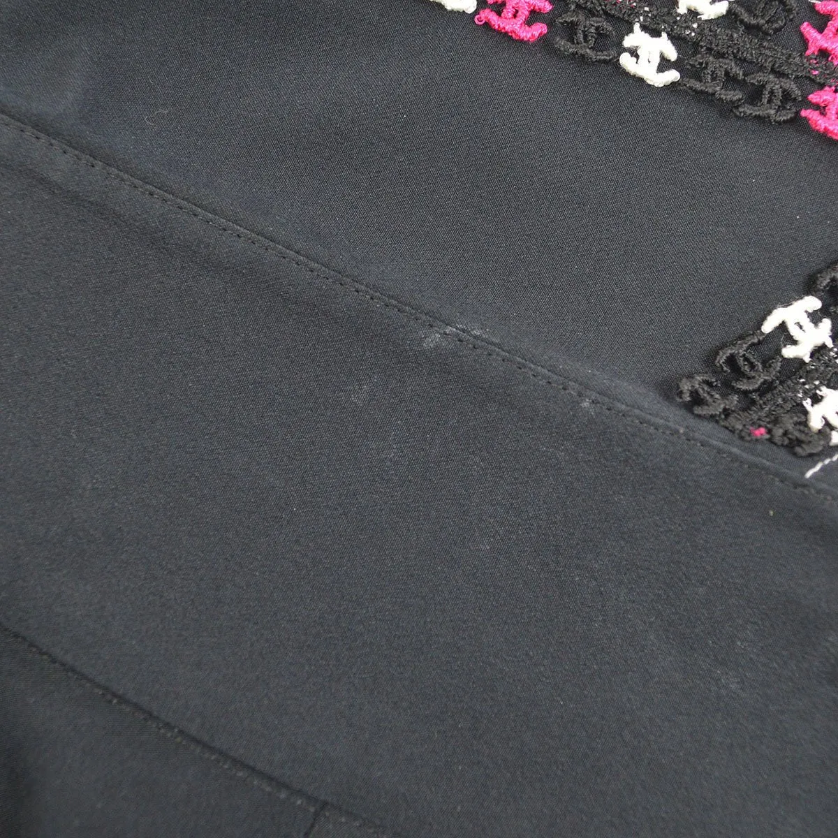 Chanel 2004 Fall CC embroidered slim-fit shirt #36