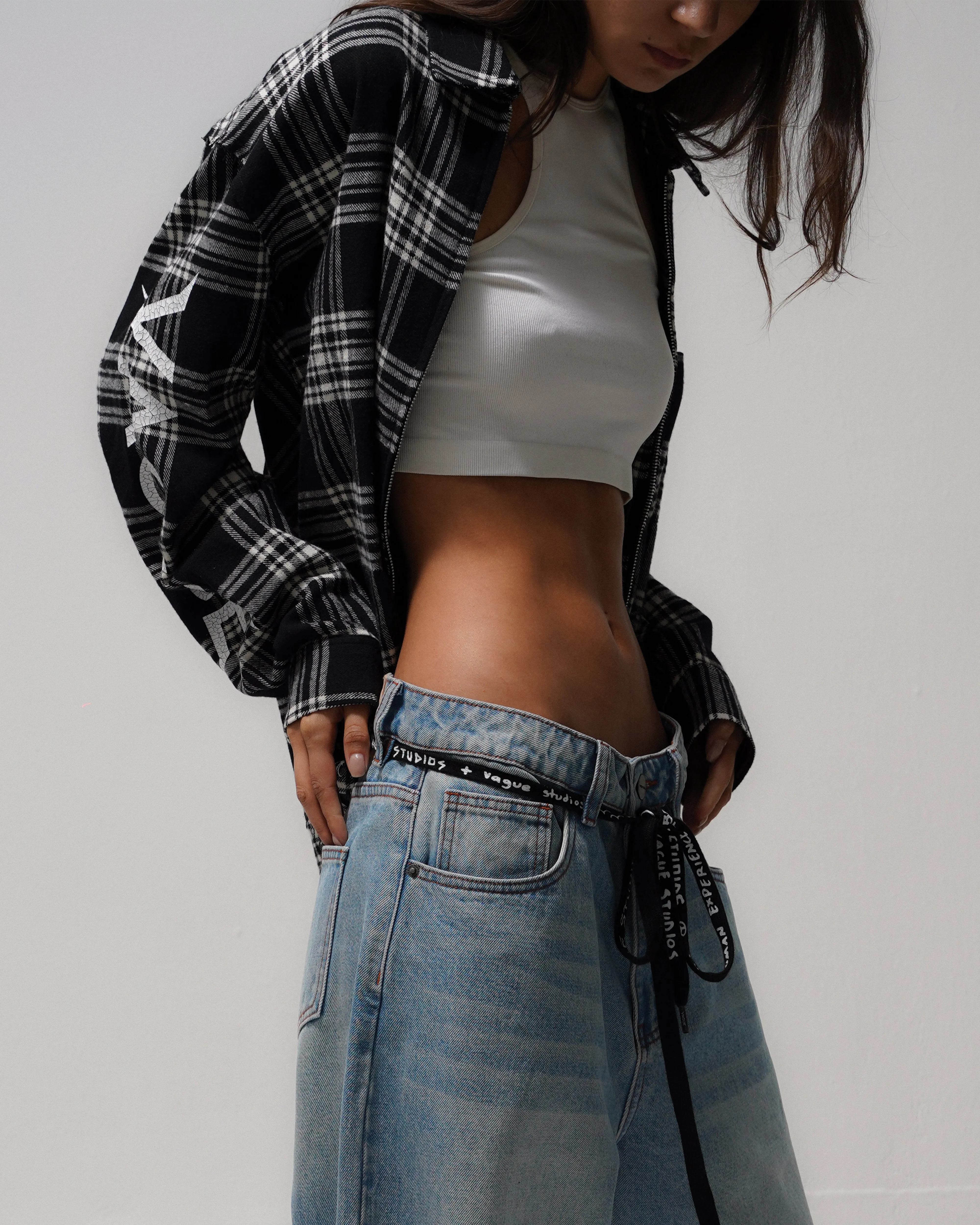 LOGO ZIP FLANNEL [BLACK]