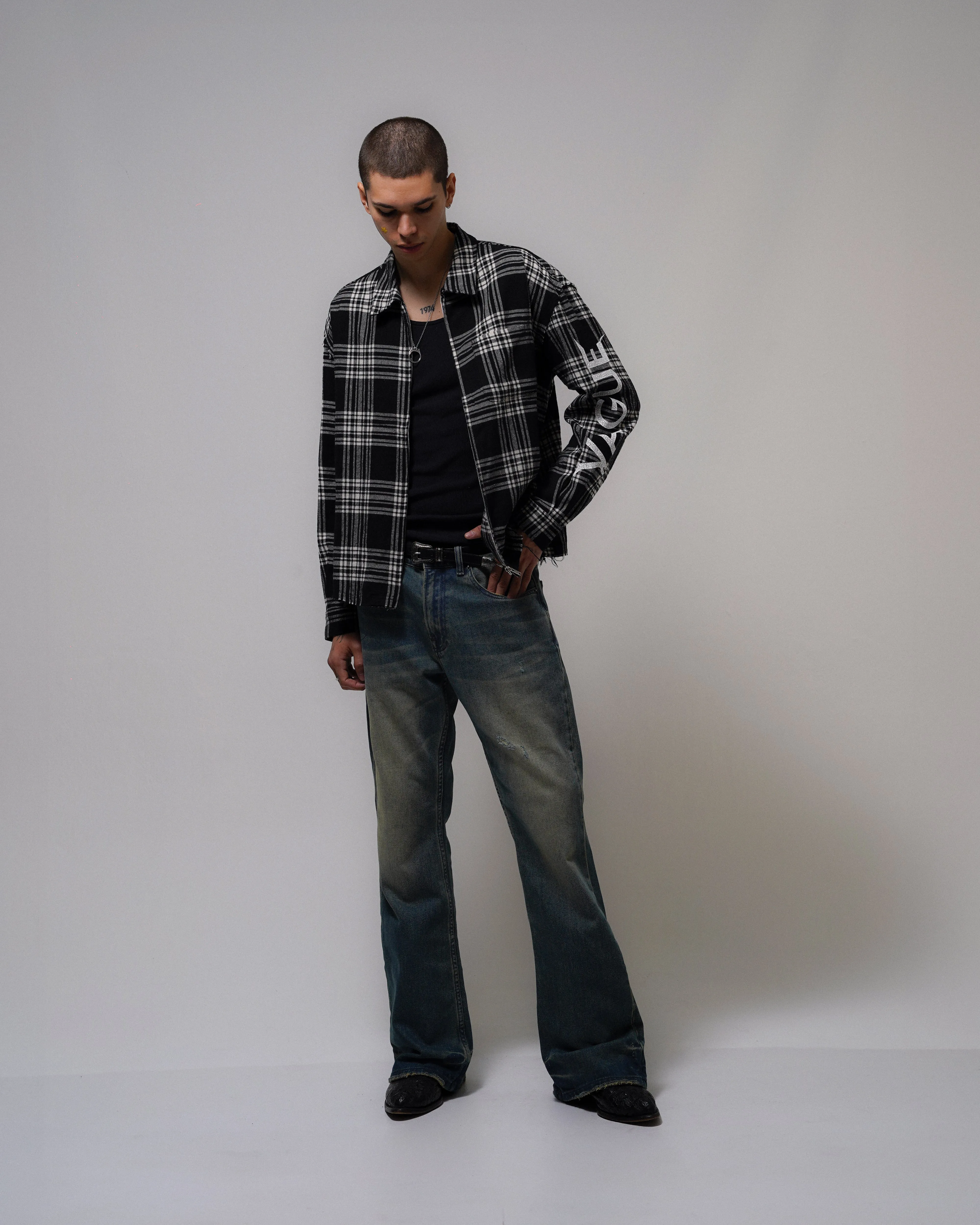 LOGO ZIP FLANNEL [BLACK]