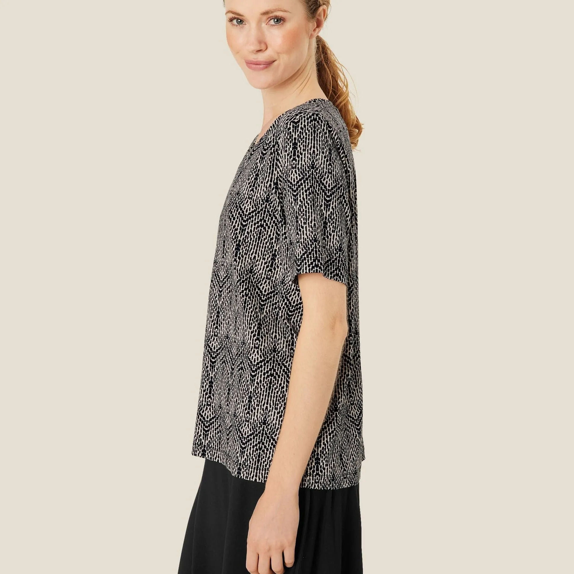 Masai Dodina Jersey Top in Black