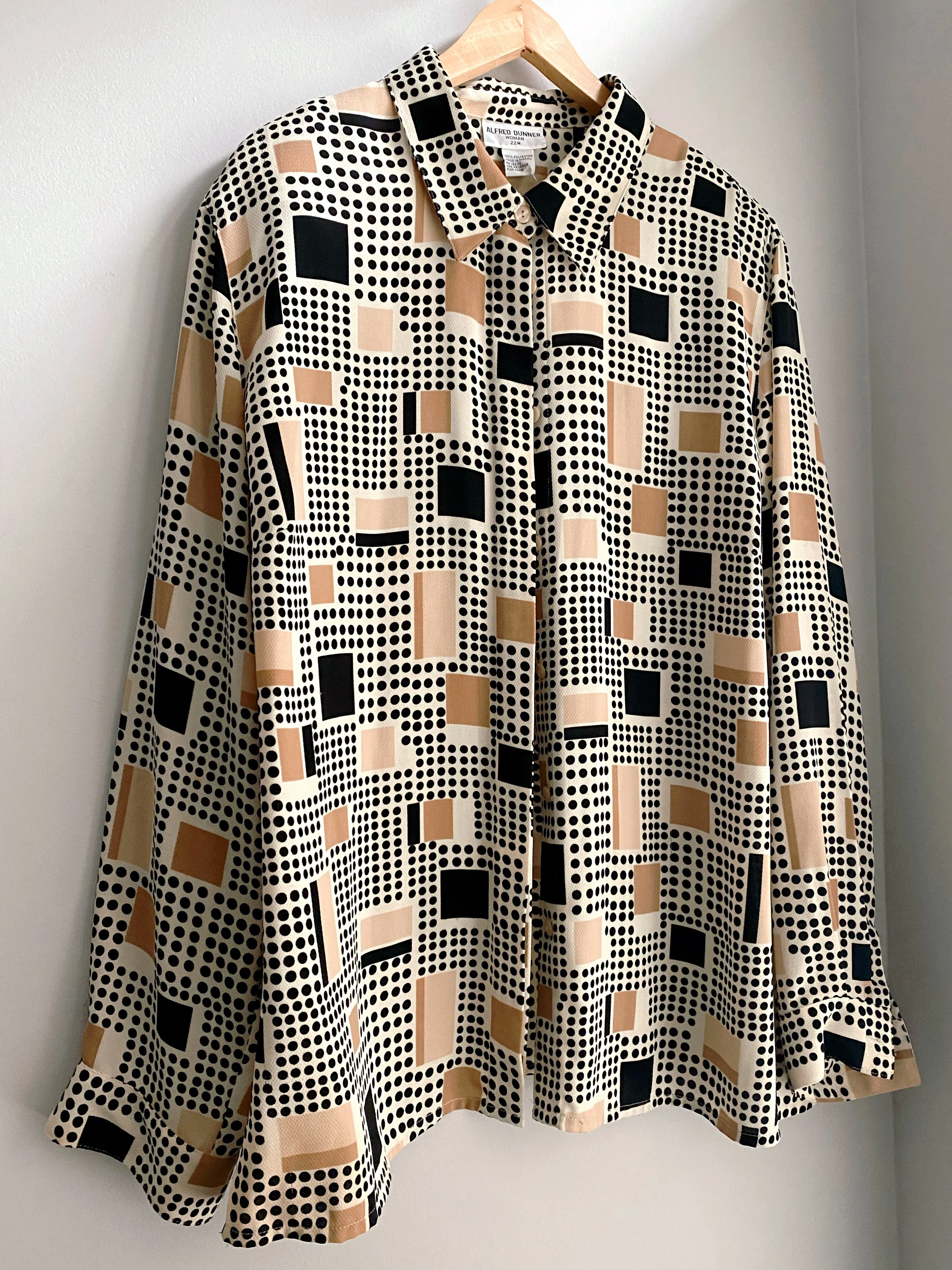 Neutral Geometric Button Up